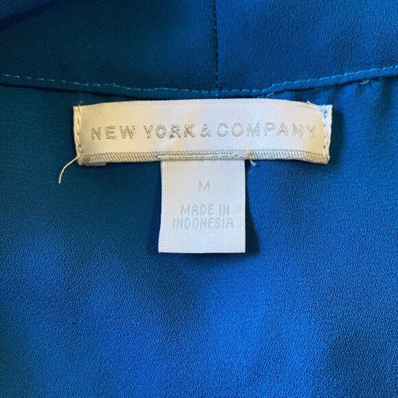 New York & Company Blue Blouse with Tie Size Medium - Picture 5 of 6
